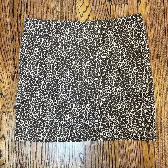 Free People Women’s Cheetah Animal Print Mini Skirt Straight Modern Boho Size 10 - Picture 2 of 10